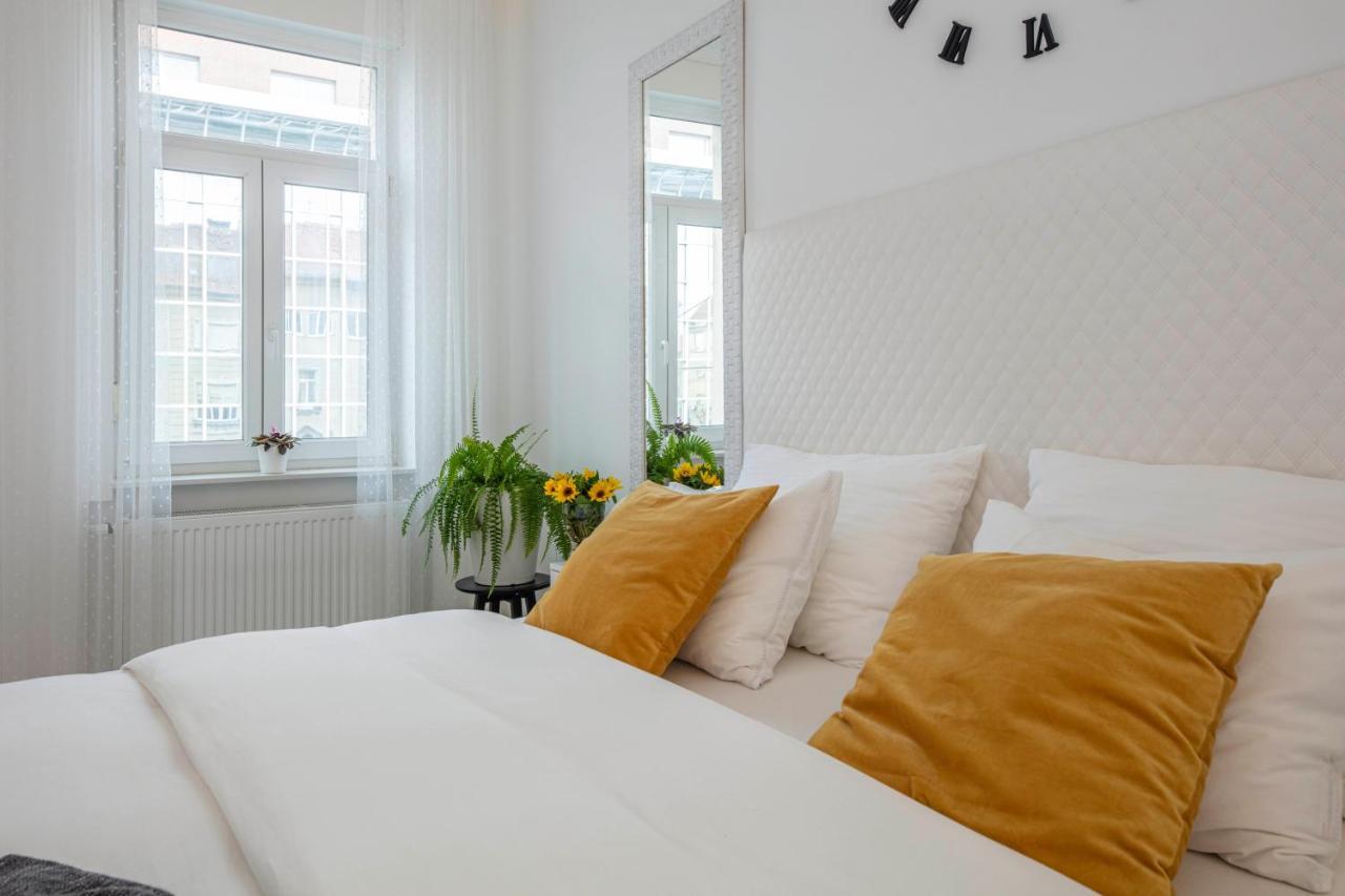 Alenka'S Place, Fiber Optic Wi Fi Загреб Екстериор снимка